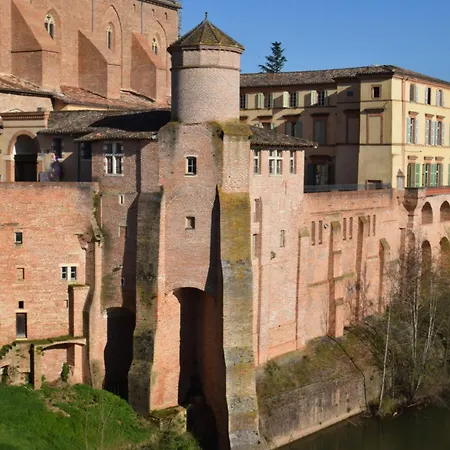 Le Nid De L'ecureuil