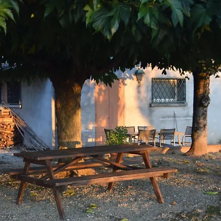 Le Nid De L'ecureuil 3* Brens