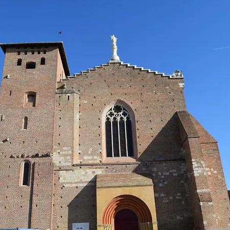 ベッド・アンド・ブレックファスト Le Nid De L'ecureuil 3*