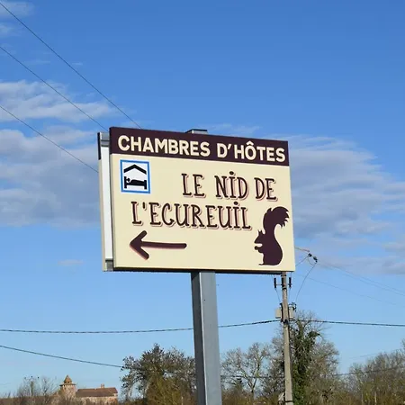 Le Nid De L'ecureuil Bed and breakfast 3*
