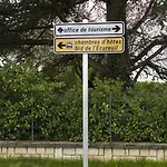 Le Nid De L'ecureuil Bed and Breakfast 3*