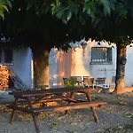 Le Nid De L'ecureuil 3* Brens (Tarn)