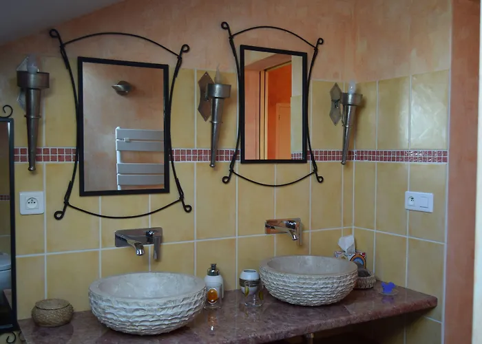 Le Nid De L'ecureuil 3*